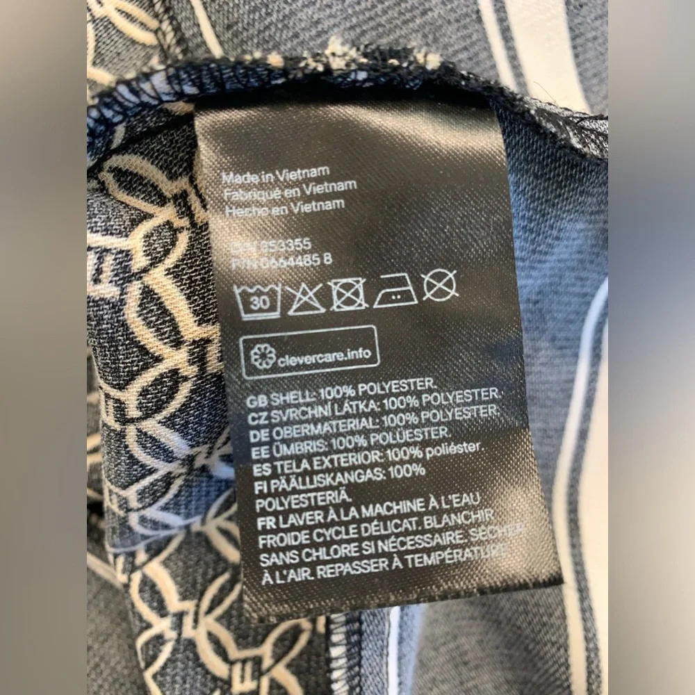 H&M - Picture 8 of 12